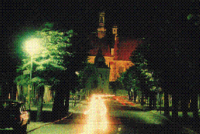 widok na kościół św. Stanisława nocą